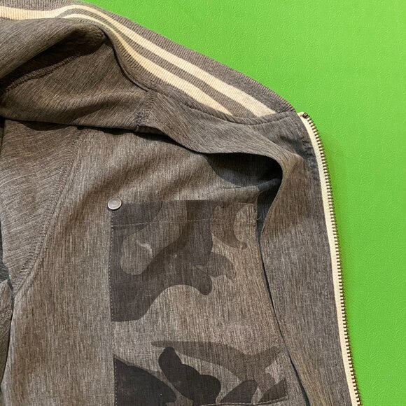 Vuori Grey Lightweight Track Jacket Small - Picture 6 of 6